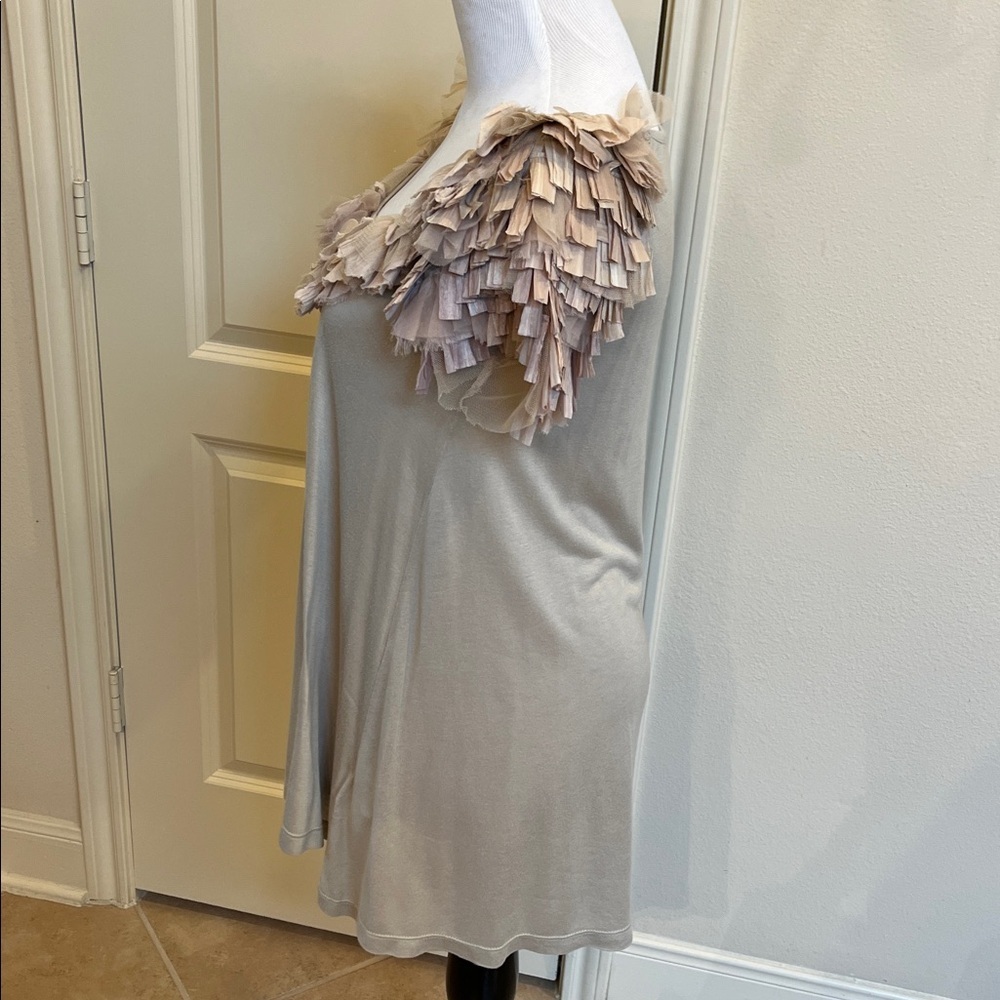 Valentino Beige Ruffled Blouse - Picture 4 of 10